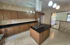 3 Bed Apartment with En Suite at Raphta Road - 7