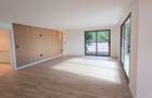 5 Bed Townhouse with En Suite at Garden Villa - 26