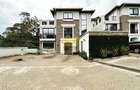5 Bed Townhouse with En Suite in Westlands Area - 2