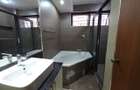 5 Bed Townhouse with En Suite in Spring Valley - 12
