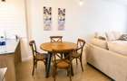 Serviced 2 Bed Apartment with En Suite at Riverside - 12