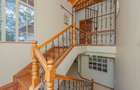 5 Bed Townhouse with En Suite in Rosslyn - 8