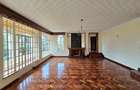 5 Bed House with En Suite in Runda - 20