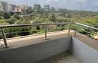 3 Bed Apartment with En Suite in Riverside - 9