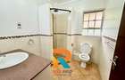 5 Bed Townhouse with En Suite in Rosslyn - 15