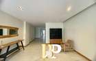 Furnished 4 Bed Apartment with En Suite in Spring Valley - 20