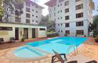 3 Bed Apartment with En Suite at Riverside Drive - 4
