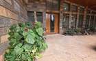4 Bed House with En Suite in Lavington - 7
