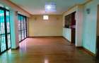 5 Bed Townhouse with En Suite in Lavington - 2