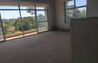 5 Bed House with En Suite in Runda - 12