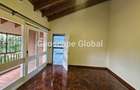 4 Bed House with En Suite in Runda - 11