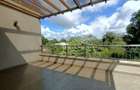 5 Bed Townhouse with En Suite in Lavington - 11