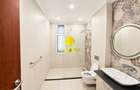 4 Bed Apartment with En Suite in Parklands - 6