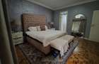 Furnished 3 Bed Apartment with Parking in Riverside - 16