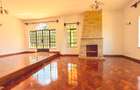 5 Bed Townhouse with En Suite in Kitisuru - 9