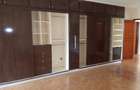 5 Bed Townhouse with En Suite in Lavington - 3