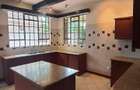 5 Bed Townhouse with En Suite in Rosslyn - 17