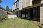 5 Bed Townhouse with En Suite at Grovelia Grove - 1
