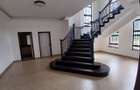 4 Bed Townhouse with En Suite in Karen - 3