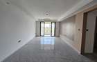 3 Bed Apartment with En Suite in Riverside - 2