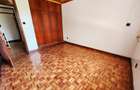 4 Bed Townhouse with En Suite at Lavington - 17
