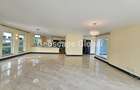 5 Bed Apartment with En Suite in General Mathenge - 13