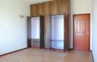 3 Bed Apartment with En Suite in Riverside - 9
