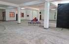 4,249 ft² Warehouse with Service Charge Included in Industrial Area - 1