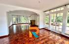 5 Bed Townhouse with En Suite in Rosslyn - 3