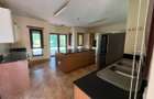 6 Bed Villa with En Suite in Kitisuru - 4