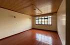 6 Bed House with En Suite in Runda - 9