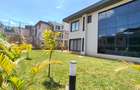 4 Bed Villa with En Suite at Westlands - 2
