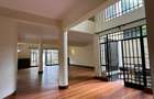5 Bed Townhouse with En Suite in Lavington - 13