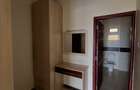 2 Bed Apartment with En Suite at Hatheru Road - 4