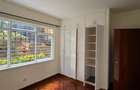 4 Bed House with En Suite in Runda - 10