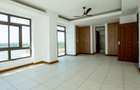 3 Bed Apartment with En Suite in Tudor - 18