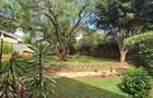 4 Bed House with En Suite in Lavington - 17