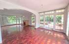 5 Bed Townhouse with En Suite at Rossylin Lone Tree - 2