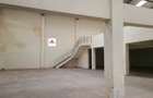 300,000 ft² Warehouse with Fibre Internet in Industrial Area - 7