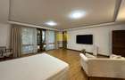 4 Bed Apartment in Riverside - 16