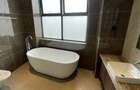 3 Bed Apartment with En Suite in Riverside - 20