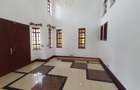 5 Bed House with En Suite in Runda - 10