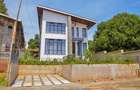 4 Bed Villa with En Suite at Muhuri Road - 16