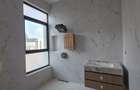 6 Bed Townhouse with En Suite in Lavington - 11