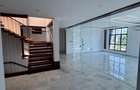 4 Bed Townhouse with En Suite at Nyali - 17