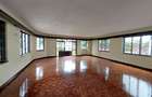 6 Bed Townhouse with En Suite at Algeyo 66 - 7