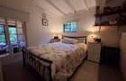 1 Bed House with En Suite in Rosslyn - 9