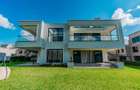 5 Bed Villa with En Suite in Runda - 1