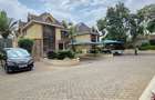 5 Bed Townhouse with En Suite at Lavington Green - 4