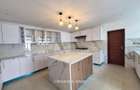5 Bed House with Garden in Runda - 11